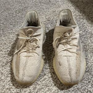 Yeezy Sneakers 350 V2